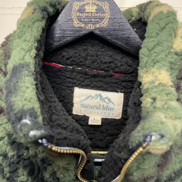 Men's Sherpa Pullover - Picture 4 of 5